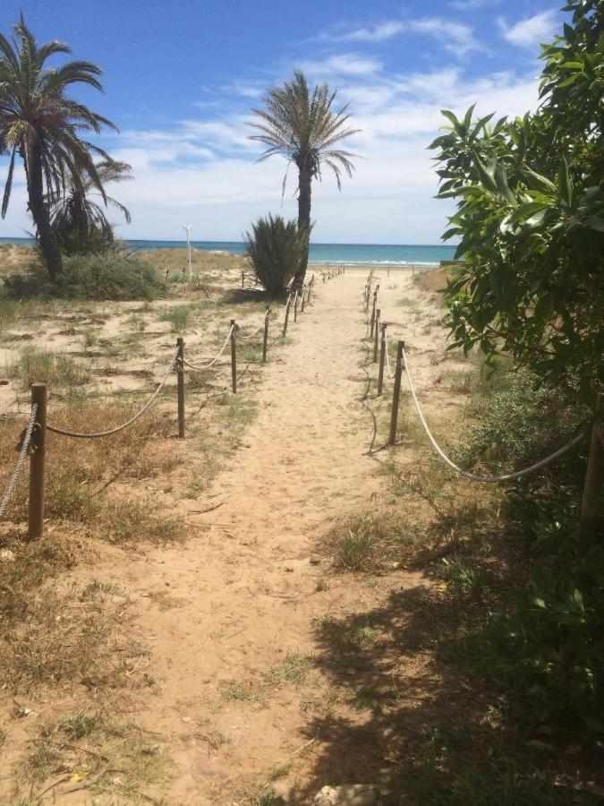 شقة Atico Las Minvas 1ª Linea De Playa غراو ذي كاستيّيون المظهر الخارجي الصورة